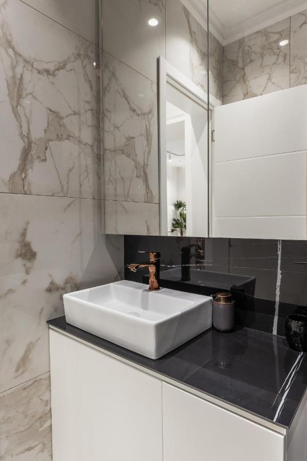 Max Central Apartment Belgrade Extérieur photo