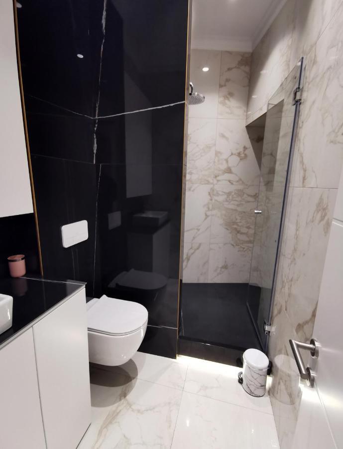 Max Central Apartment Belgrade Extérieur photo