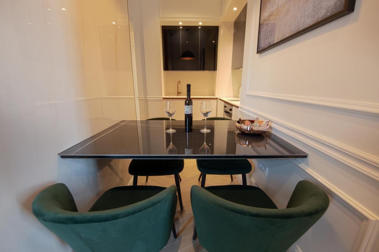 Max Central Apartment Belgrade Extérieur photo